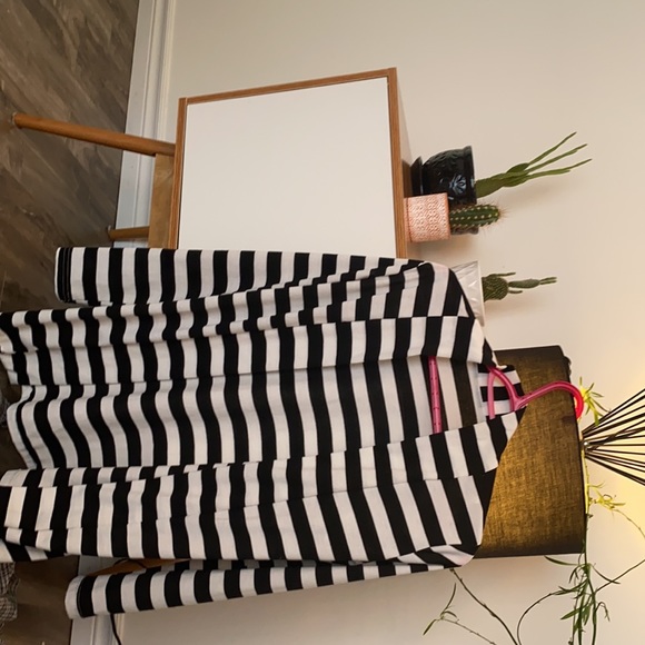 Blazer - Picture 3 of 3